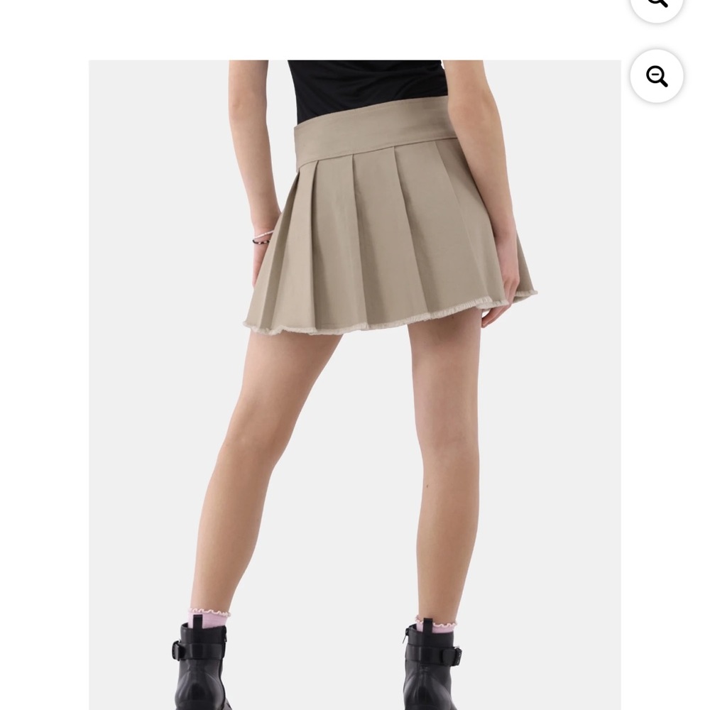 Mini skirt - Picture 5 of 5